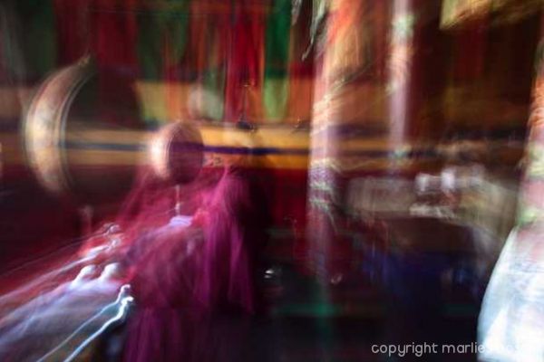 2011-nuns-abstract-001